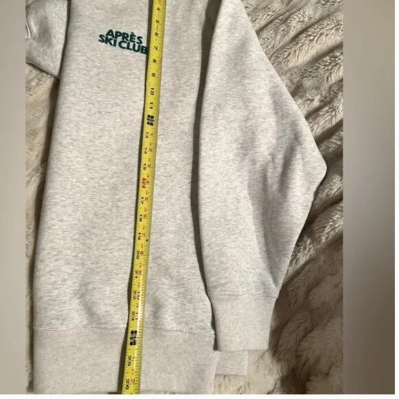 Abercrombie and Fitch Apres Ski Club Crewneck Sweatshirt Small viral - Picture 4 of 6
